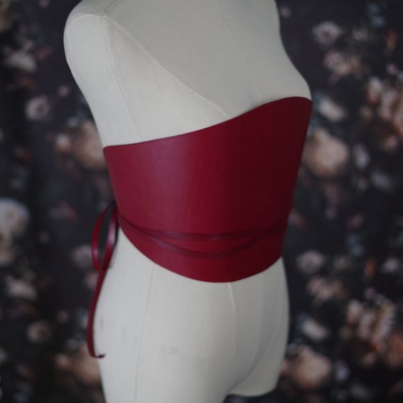 Dehanche Inspired Vachetta Leather Corset Belt with Thin Tie Straps - Picture 11 of 16